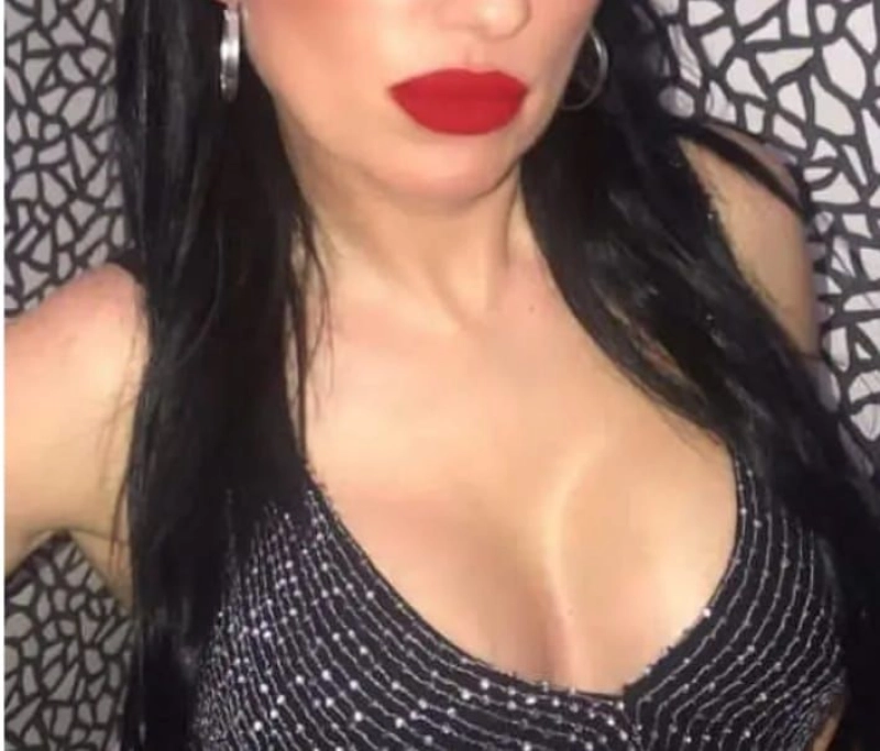    Vampilorca  Chica morena pivon piso privado y discreto en Lorca  - 1