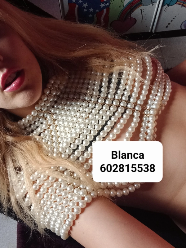 Blanca Chica Rubia cariñosa española de 31 años 