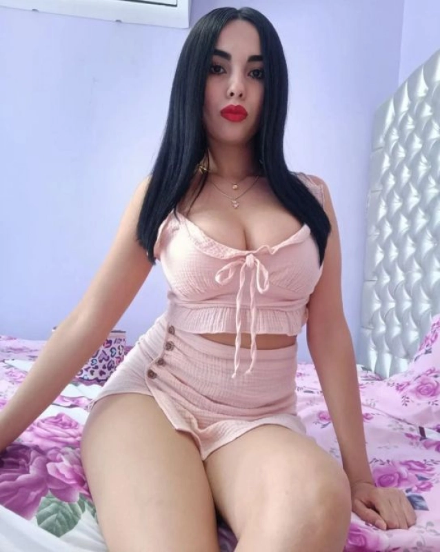 Tetona culona venezolana rica de cuerpo explotado