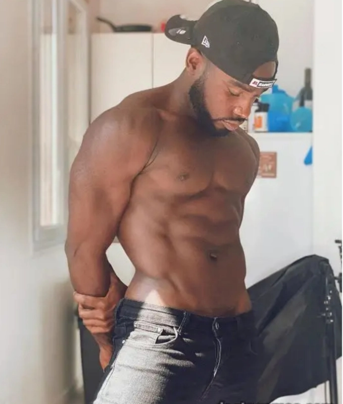  Abdul  Negro africano ( hetero ) Soy africano masculino soy de buen cuerpo, muy guapo  - 2