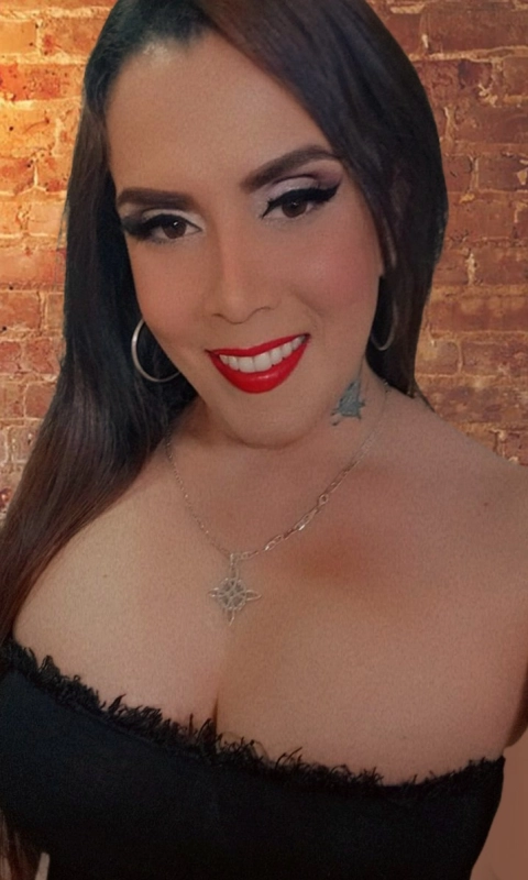 Chica trans de paso en  LLEIDA  disponible 24 horas