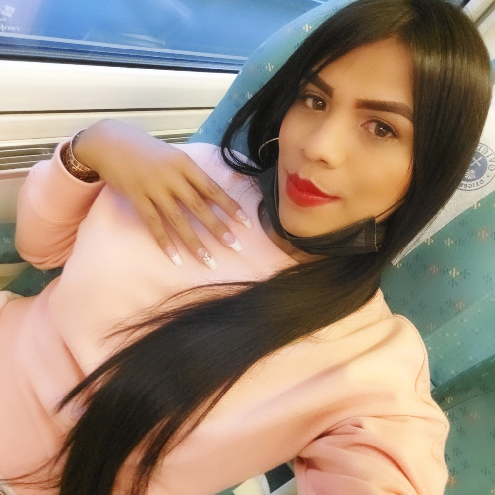 Bomba sexy Valentina trans exótica colombiana real - 3