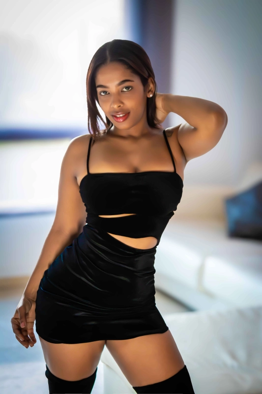 escort brasileña morena joven - delgada nueva - 1