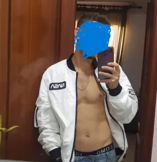 joven discreto dotado cañero para mujer tengo siti