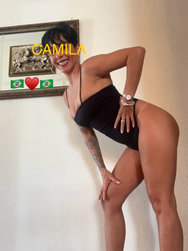 CAMILLA BRASILEÑA MUY DIVERTIDA  SORRIDENTE  - 2