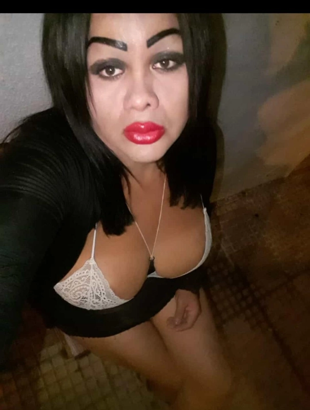 Anyela chica trans divertida y amable simpatica