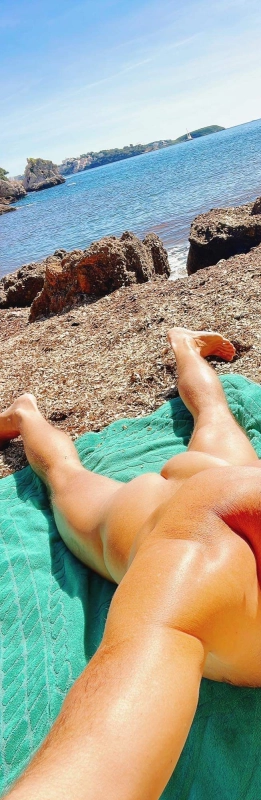 Playa Nudista en Mallorca busco Chicas Parejas  - 3