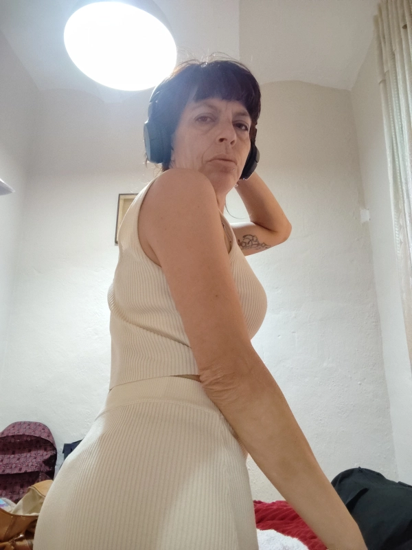 Mujer madurita cordobesa para webcam y diversión  - 5