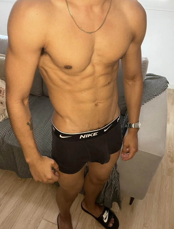 Paco Cruz, cuerpo de gym, deportista y discreto!  - 4
