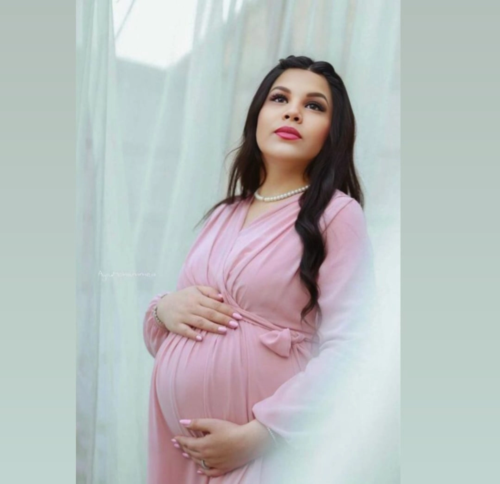 Brasileña embarazada con ganas de pasar bien  - 3