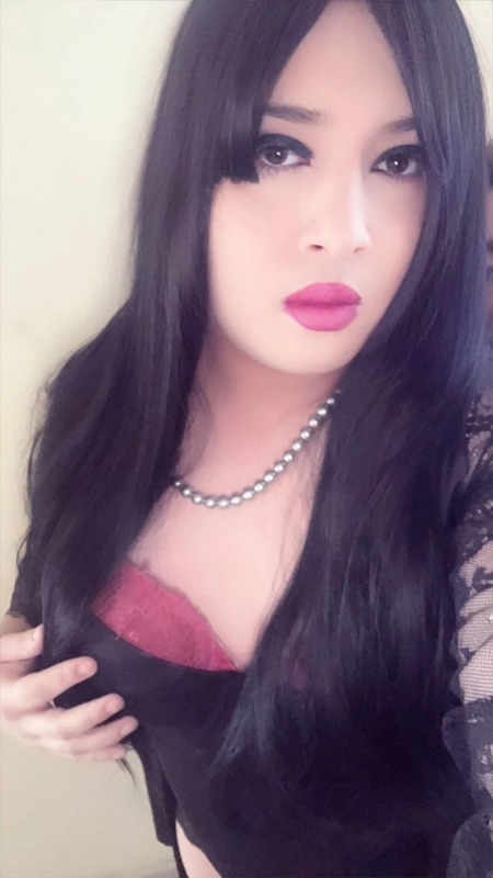 Valeria trans colombiana en Guardamar pollona fiestas  - 1