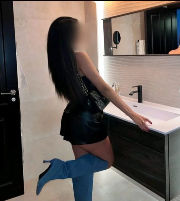 SARAY TU IDEAL MASAJISTA CON CURVAS HERMOSA  - 1