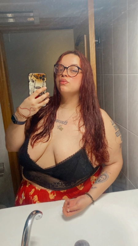 Desata tus deseos conmigo, sevillana implicada gordita curvy - 3