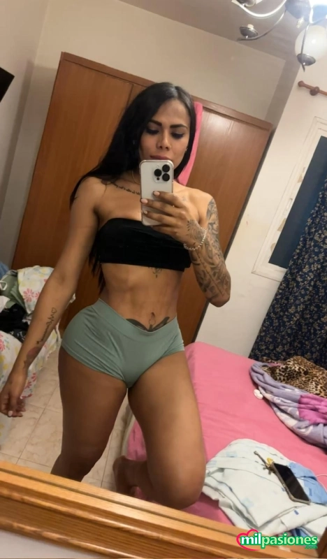 Karina  TRANSEXUAL colombiana  femenina   - 3