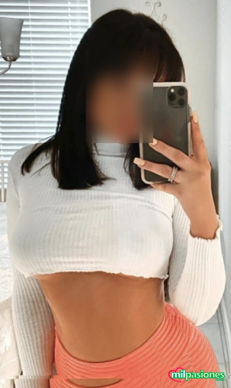 DIOSA BRASILEÑA CUERPO PERFECTO PISO DE LUJO ESTEPONA