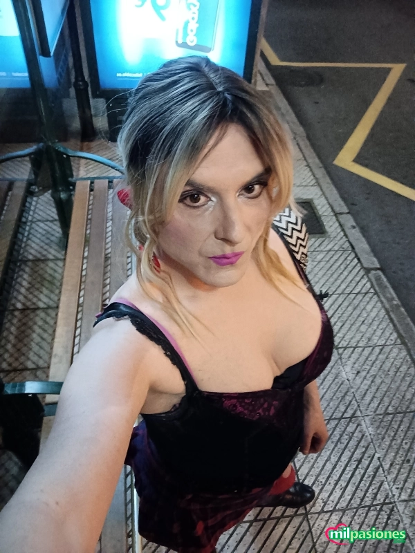 Travesti femenina asturiana para video llamada  - 3