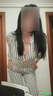 LATINA MUY EDUCADA Y ELEGANTE!! SOY CARIÑOSA Y DIVERTIDA