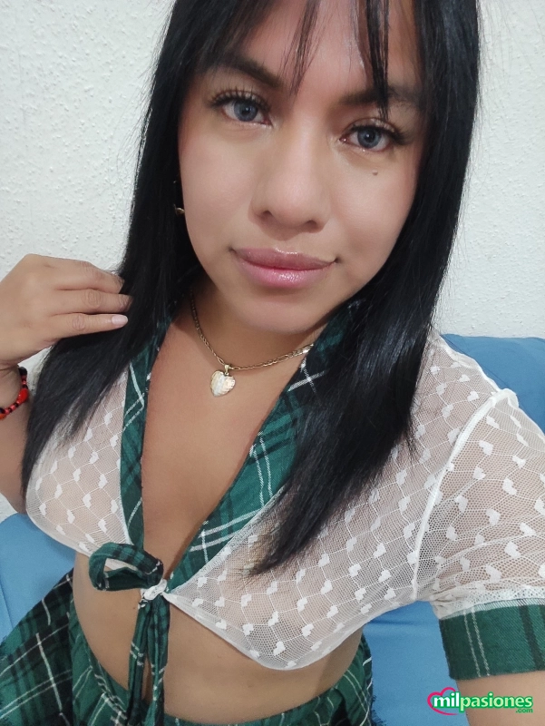 Nena latina panameña recién llegada , dispuesta a todo  - 1