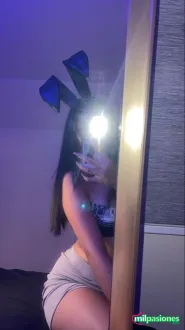 Chilena en Lorca , morena joven atenta cariñosa 