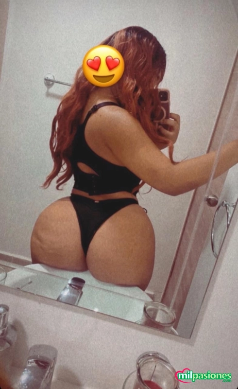 LINDA NALGONA DE MENTE ABIERTA DISPUESTA A COMPLACERTE