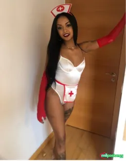 Mulata morena Brasileña guapa jovencita 