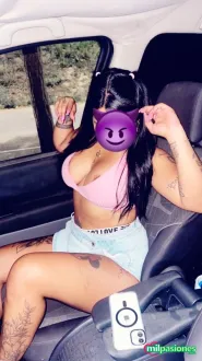 Soy celeste colombiana tatuada y con un lindo cuerpo