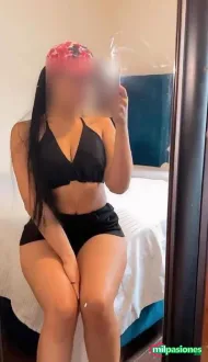 MILF SENSUAL Y PASIONAL EN BUSCA DE SENSACIONES QUE ACALOREN