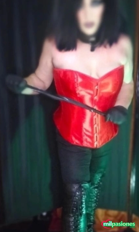 Mistress Lily dominatrix profesional BDSM  - 3