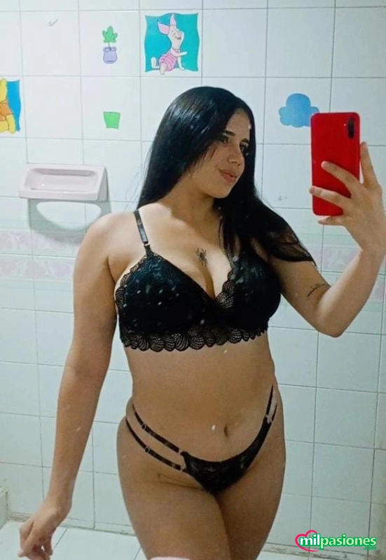 Sara Látina para video llamadas ardientes y sexting.