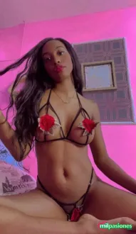 Sofia hermosa joven Colombiana super guarra y viciosa