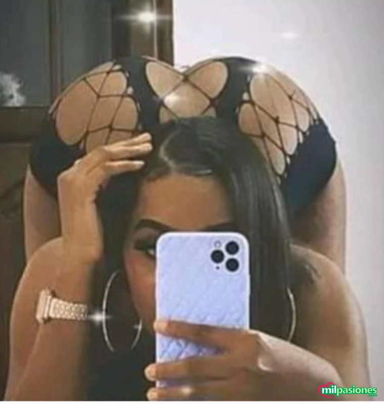 Morena guapa!! Necesito compañera d trabajo mucho trabajo! - 1