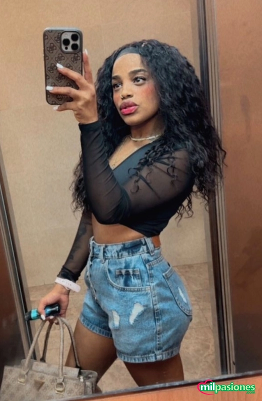 KATALEYA, JOVEN ACOMPAÑANTE DOMINICANA DE LUJO 