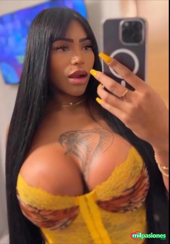 Thalita, belleza exótica brasileña por tu zona