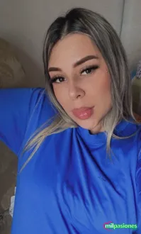 Soy Pamela una chica colombiana hermosa latina