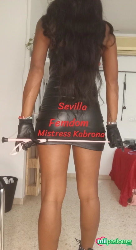 Femdom Sevilla BDSM presencial y virtual  - 1