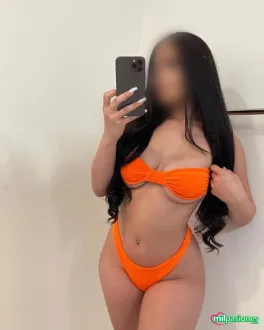 KARLA, SEXY LATINA VEN Y DELEITATE A MI LADO