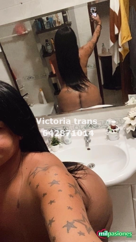 Victoria trans muy caliente 19cm una perro de verdad 