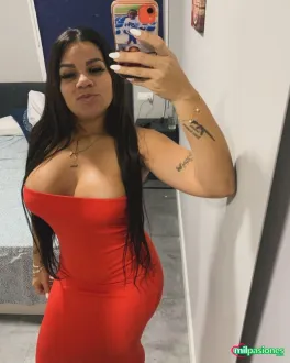 HOLA AMORES SOY DIOSA UNA BELLÍSIMA LATINA QUE TE VOLVERA 