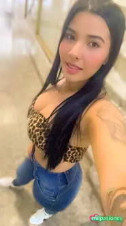 NATALY , linda jovencita acompañante y masajista latina