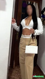 Mariana preciosa colombiana cariñosa y muy complaciente 