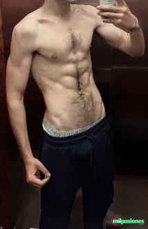 vendo videos  chico joven, español y guapo 