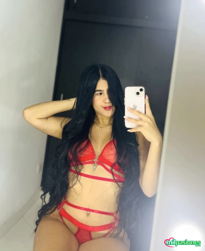 Jovencita caliente con ganas de pasarlo bien  - 6