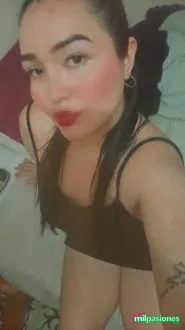 VIOLET Estoy disponible en carlet amor me gusta los juegos