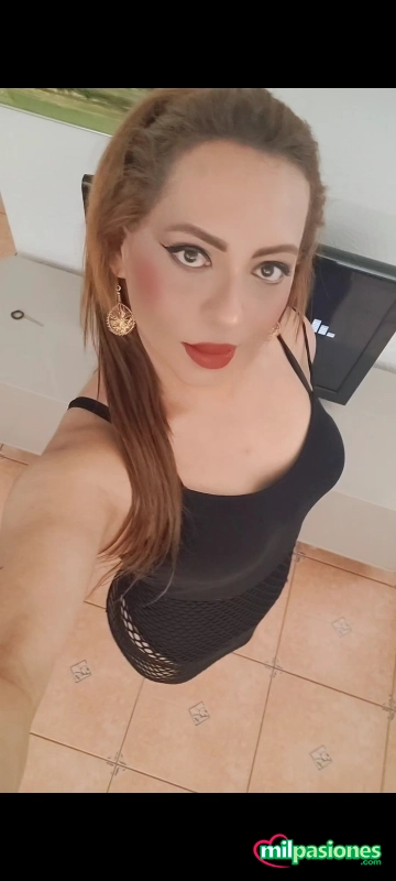 Soy Naomi una transexual hermosa hot cariñosa y divertida.  - 2