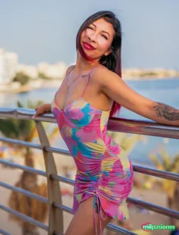 LETICIA, jovencita de lindo cuerpo, elegante y sensual lláma