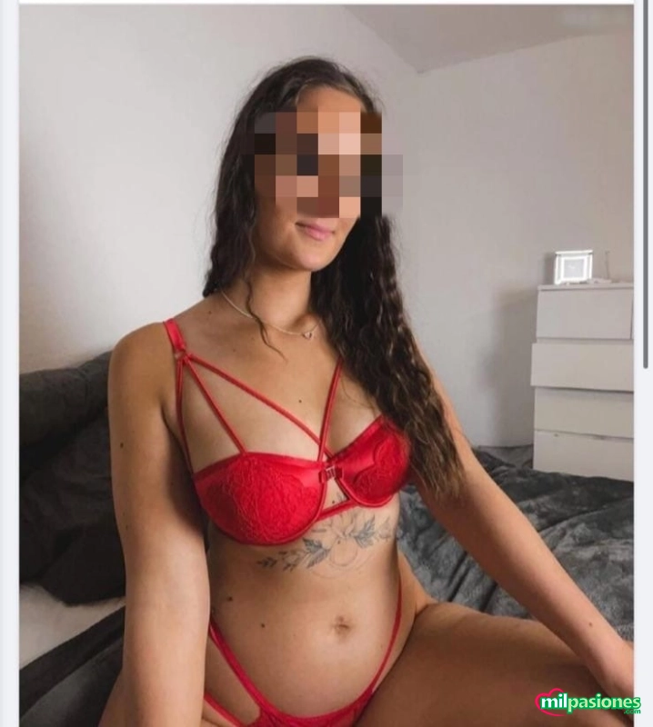 Chica guapacañera 22 años piso privado discreto en 7 palmas. - 2