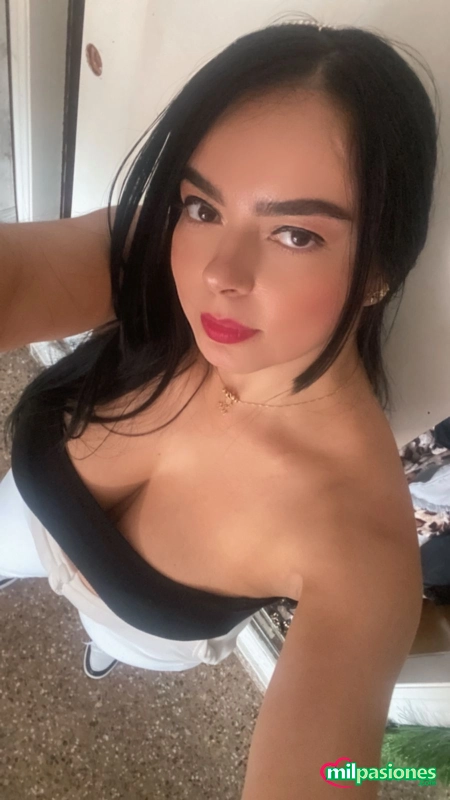 BRENDA, COLOMBIANA DIVERTIDA Y ENERGICA, PURO NERV