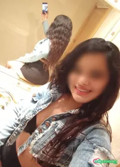 Jovencita recién llegada fotos reales muy empática