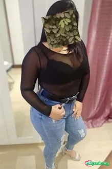 Chica  PUTITA TRAGONA ME ENCANTA EN CUATRO