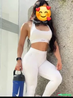 Chica muy guapa joven  muy completa ,guarra